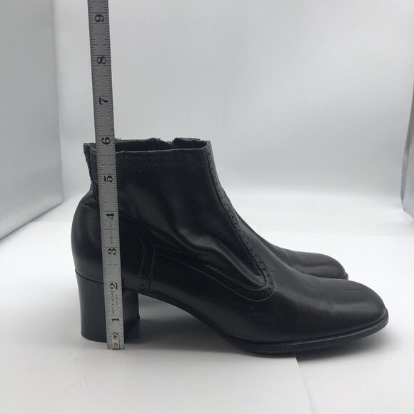 Brown Franco Sarto sz 6.5 Ankle boots booties Block Heel Vegan - Picture 2 of 16